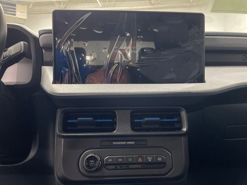 New 2025 Ford Maverick XLT w/ XLT Luxury Package image 21