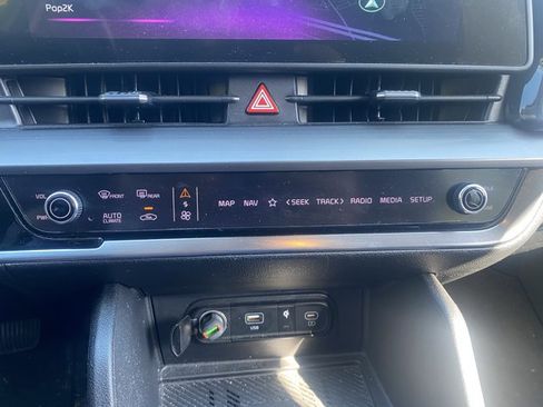 Certified 2023 Kia Sportage EX image 37