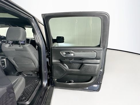 Used 2019 RAM 1500 Big Horn AWD/4WD image 28