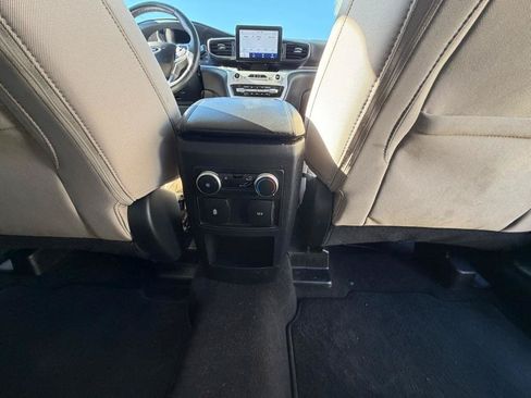 Used 2021 Ford Explorer XLT RWD image 20