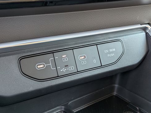 New 2026 Kia Carnival EX image 35