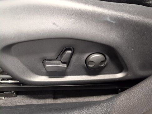 New 2026 Jeep Compass Limited image 14