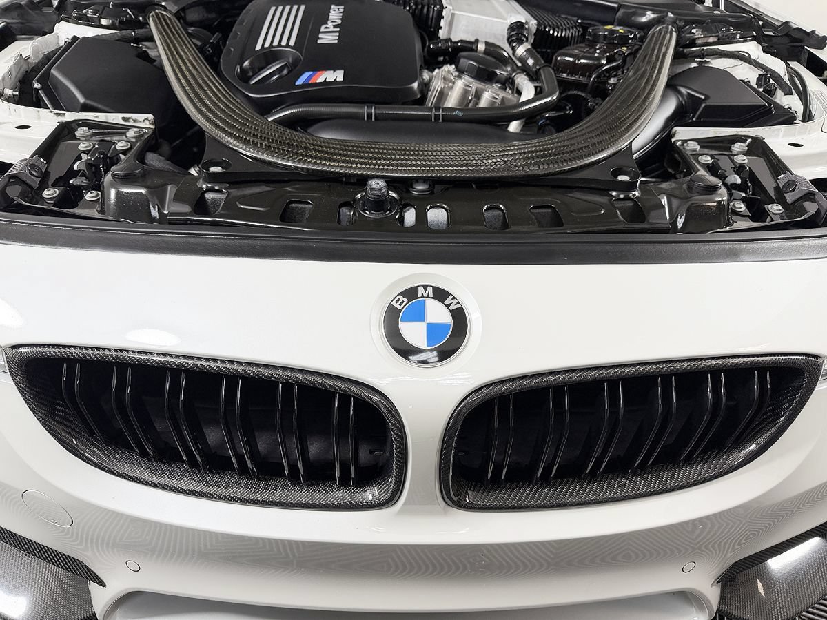 Used 2015 BMW M3 w/ Executive Package RWD image 29