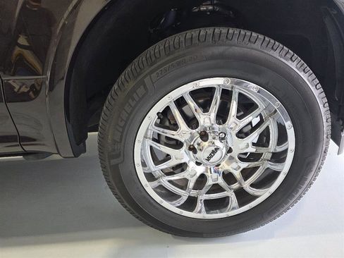 Used 2019 Ford F150 Platinum image 13