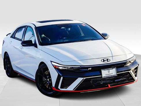 Used 2025 Hyundai Elantra N FWD image 2