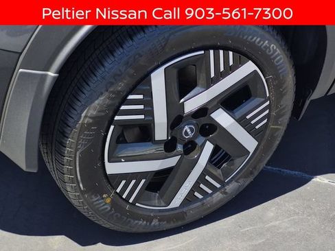 New 2026 Nissan Kicks SV w/ Cold Weather Package FWD image 5