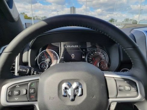 Used 2022 RAM 1500 Big Horn AWD/4WD image 22
