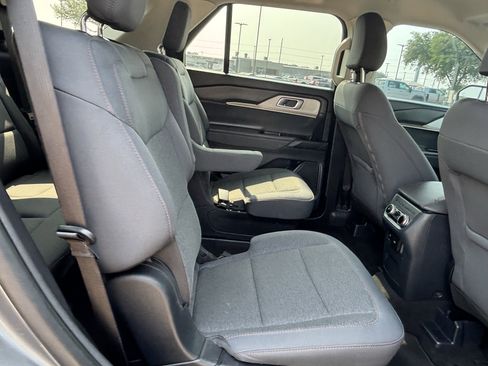 Certified 2025 Ford Explorer Active RWD image 22