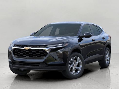 New 2026 Chevrolet Trax LS w/ LS Convenience Package FWD image 6