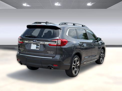 Used 2024 Subaru Ascent Limited w/ Technology Package AWD/4WD image 9