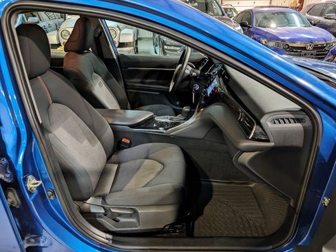 Used 2020 Toyota Camry LE FWD image 26