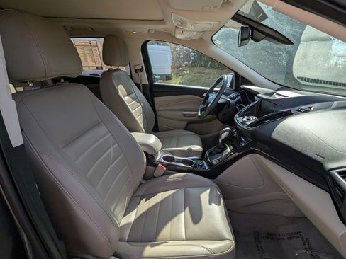 Used 2014 Ford Escape Titanium image 12