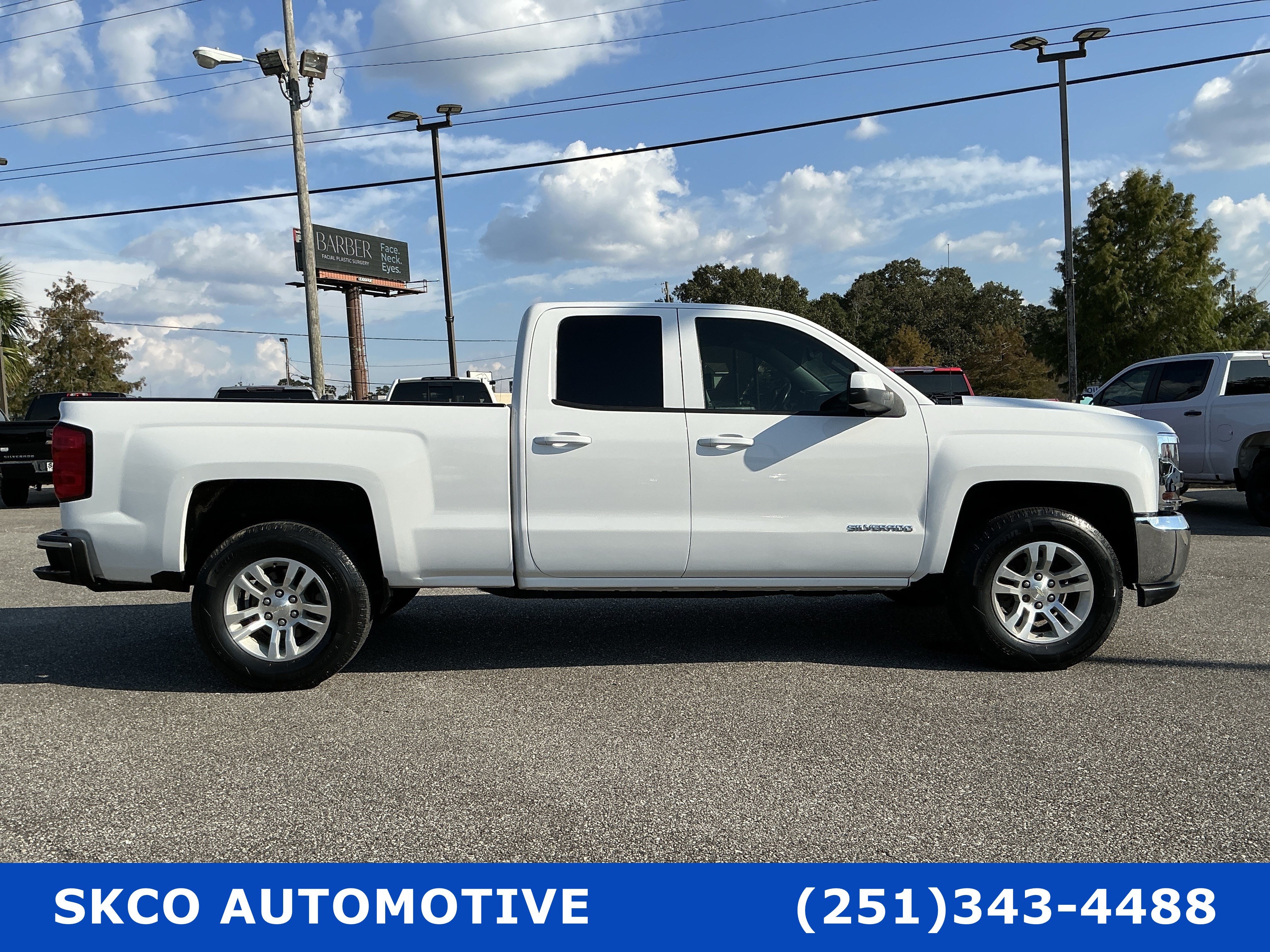 Used 2019 Chevrolet Silverado 1500 LT w/ Texas Edition RWD image 6