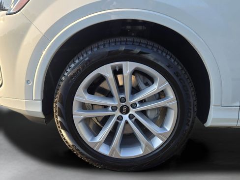 Used 2025 Audi Q7 2.0T Premium Plus w/ Premium Plus Package AWD/4WD image 33