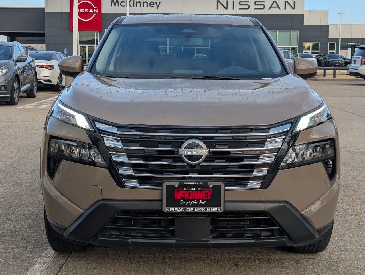 Certified 2025 Nissan Rogue SV FWD image 6