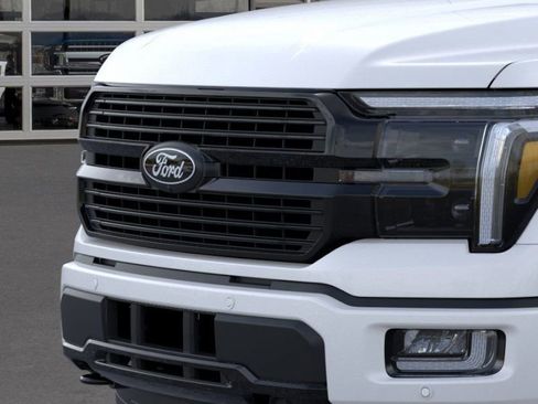 New 2025 Ford F150 Platinum w/ FX4 Off-Road Package image 17