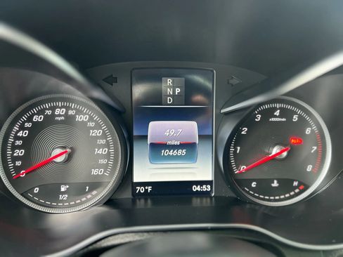 Used 2019 Mercedes-Benz GLC 300 image 38