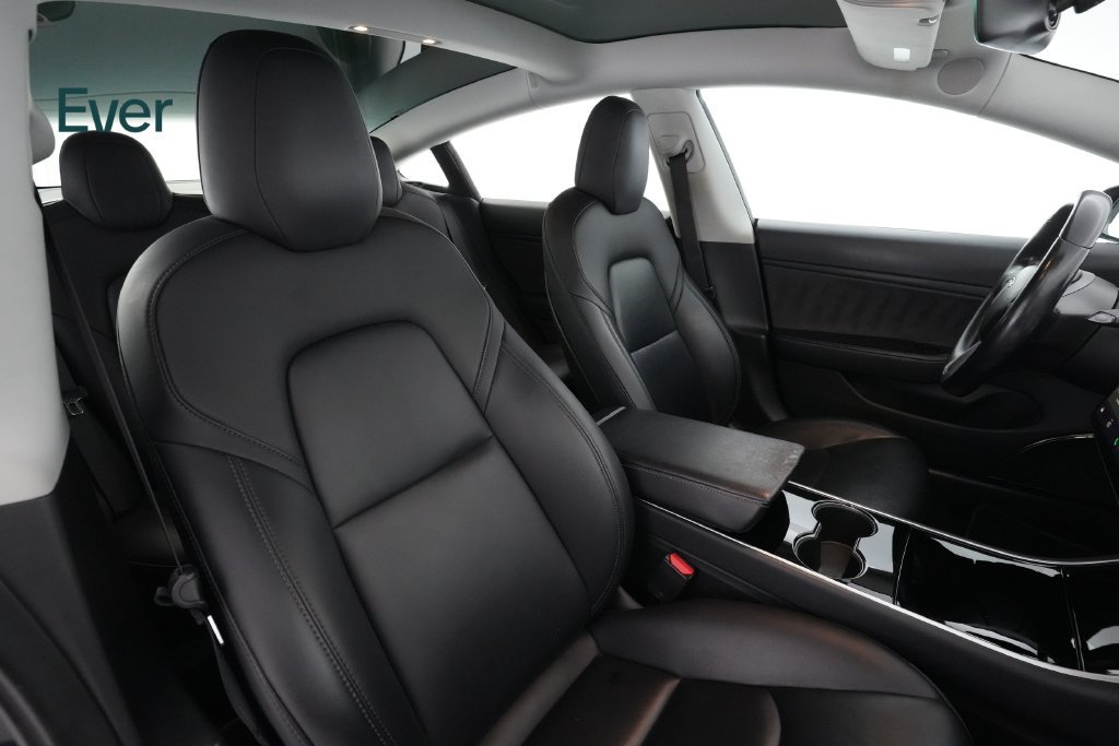 Used 2018 Tesla Model 3 Mid Range RWD image 23