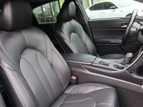 Used 2019 Toyota Avalon XLE w/ Moonroof Package FWD image 27