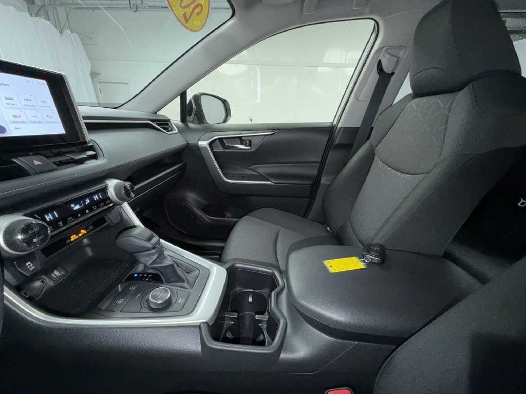 Certified 2025 Toyota RAV4 XLE w/ Convenience Package AWD/4WD image 24