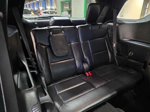 Used 2020 Ford Explorer XLT w/ Equipment Group 202A image 26