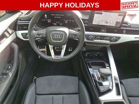 Used 2022 Audi A4 2.0T Premium Plus w/ Premium Plus Package image 12