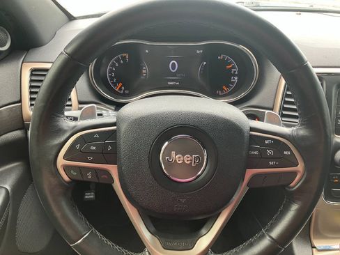 Used 2016 Jeep Grand Cherokee Laredo AWD/4WD image 18