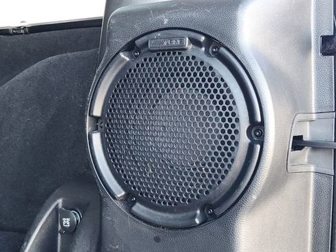 Used 2013 Jeep Wrangler Unlimited Sahara image 19