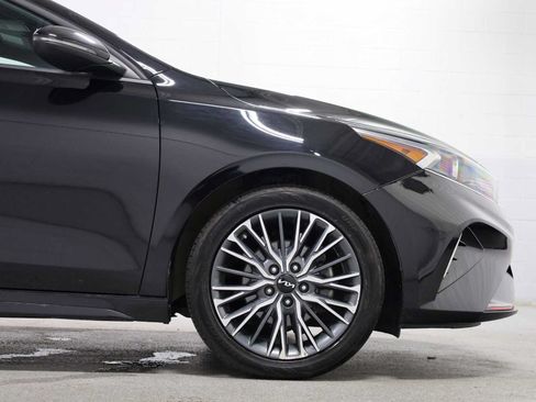 Used 2024 Kia Forte GT-Line w/ GT-Line Premium Package FWD image 11