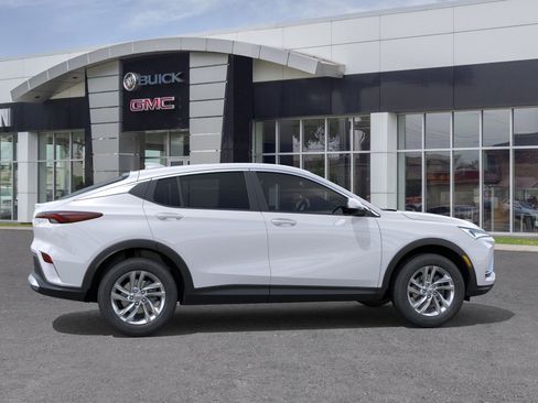 New 2026 Buick Envista Preferred image 5