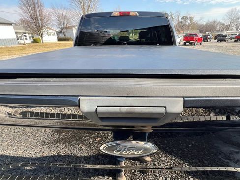 Used 2015 Ford F150 XLT image 9