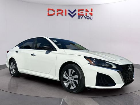 New 2025 Nissan Altima 2.5 S image 8