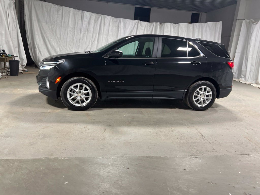 Used 2024 Chevrolet Equinox LT AWD/4WD image 4