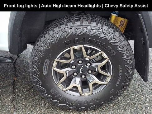 Used 2024 Chevrolet Colorado ZR2 w/ Safety Package AWD/4WD image 17