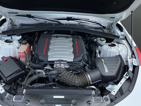 Used 2019 Chevrolet Camaro SS RWD image 27