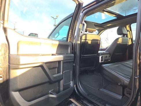 Used 2021 Ford F250 Lariat image 12