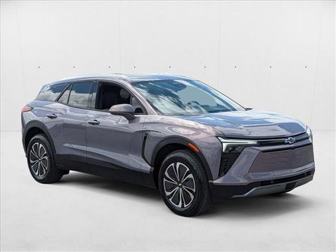 New 2025 Chevrolet Blazer EV LT image 5