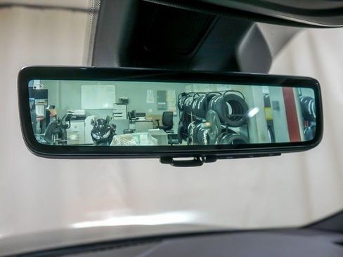 Used 2024 Jeep Grand Cherokee L Limited w/ Luxury Tech Group II image 19