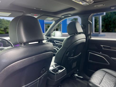 Used 2023 Kia Telluride EX X-Line AWD/4WD image 28