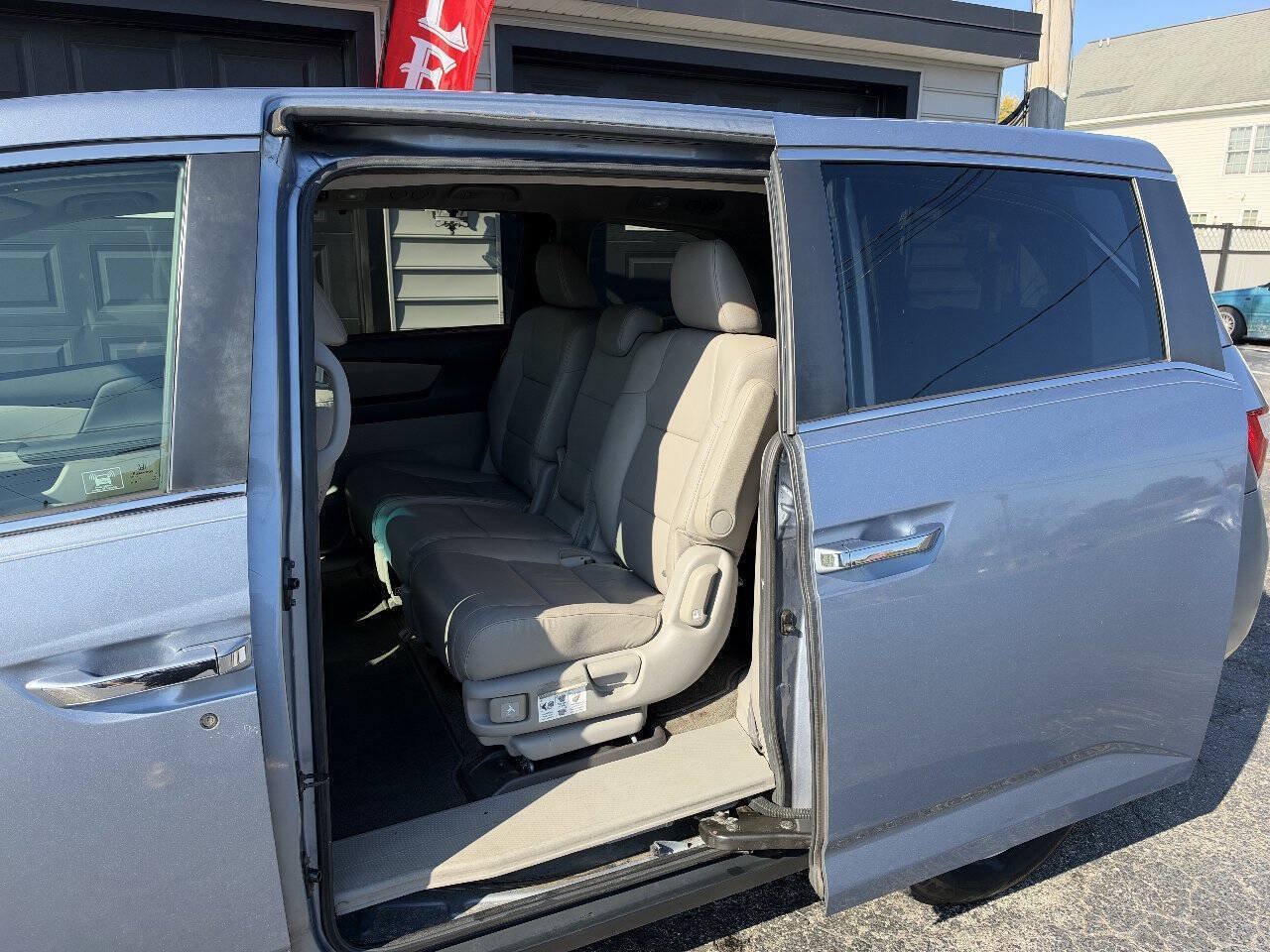 Used 2012 Honda Odyssey EX-L image 7