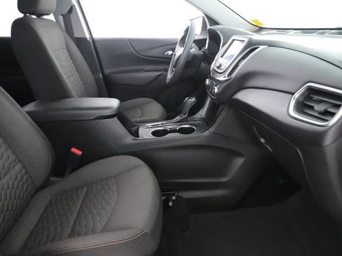 Used 2021 Chevrolet Equinox LT FWD image 29