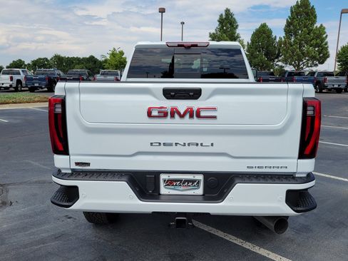 New 2026 GMC Sierra 2500 Denali w/ Denali Reserve Package image 9
