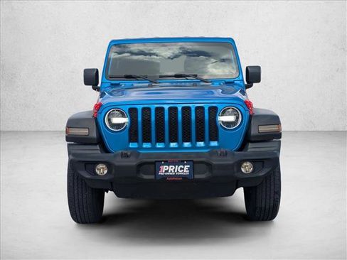 Used 2022 Jeep Wrangler Sport AWD/4WD image 2