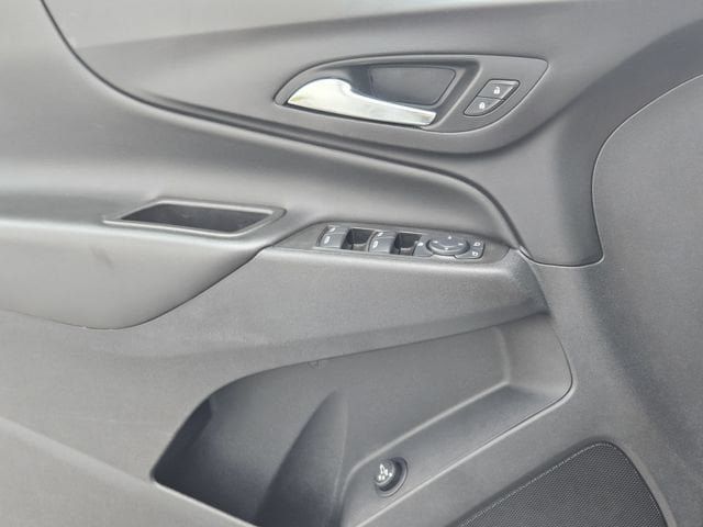 Used 2024 Chevrolet Equinox LT AWD/4WD image 23