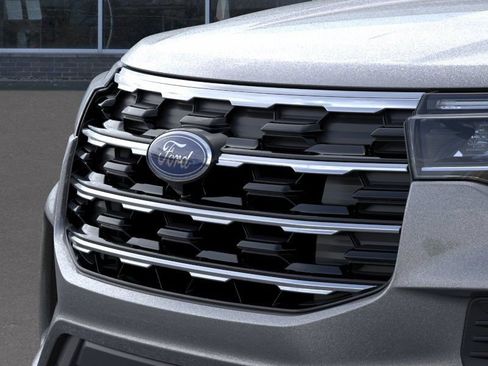 New 2026 Ford Explorer Active AWD/4WD image 17