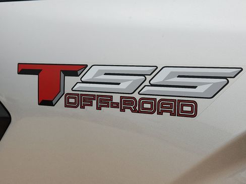 Used 2022 Toyota Tundra SR5 AWD/4WD image 10