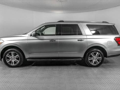 Used 2023 Ford Expedition Max Limited image 3