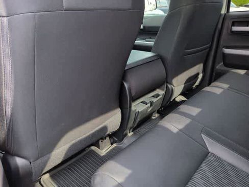 Used 2016 Toyota Tundra SR5 AWD/4WD image 18