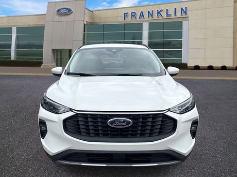 New 2026 Ford Escape SE FWD image 2