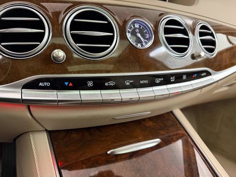 Used 2015 Mercedes-Benz S 550 4MATIC Sedan image 32